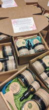 Load image into Gallery viewer, Piel Bella X Colibrí Coffee Gift Box