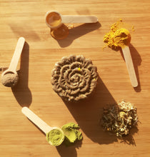 Load image into Gallery viewer, Chamomile + Honey Conditioning Shampoo Bar (damaged/dry/normal hair, best for itchy/dry scalps)