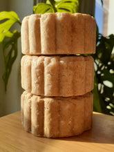 Load image into Gallery viewer, Ginger + Rice Balancing Shampoo Bar (all hairs & all scalps)
