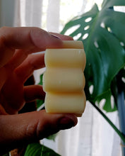 Load image into Gallery viewer, Tart Cranberry + Orchid Moisturizing Naked Body Butter Bar | Solid Moisturizer (Discontinued)