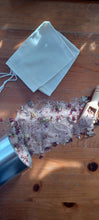 Load image into Gallery viewer, Jasmine + Rosehip Calming Bath Salts